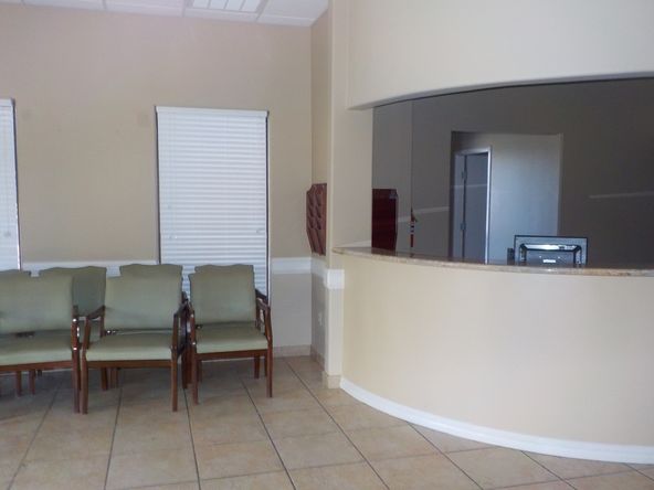 Tejon Plaza: 1601 Alton Gloor , Brownsville, TX 78526